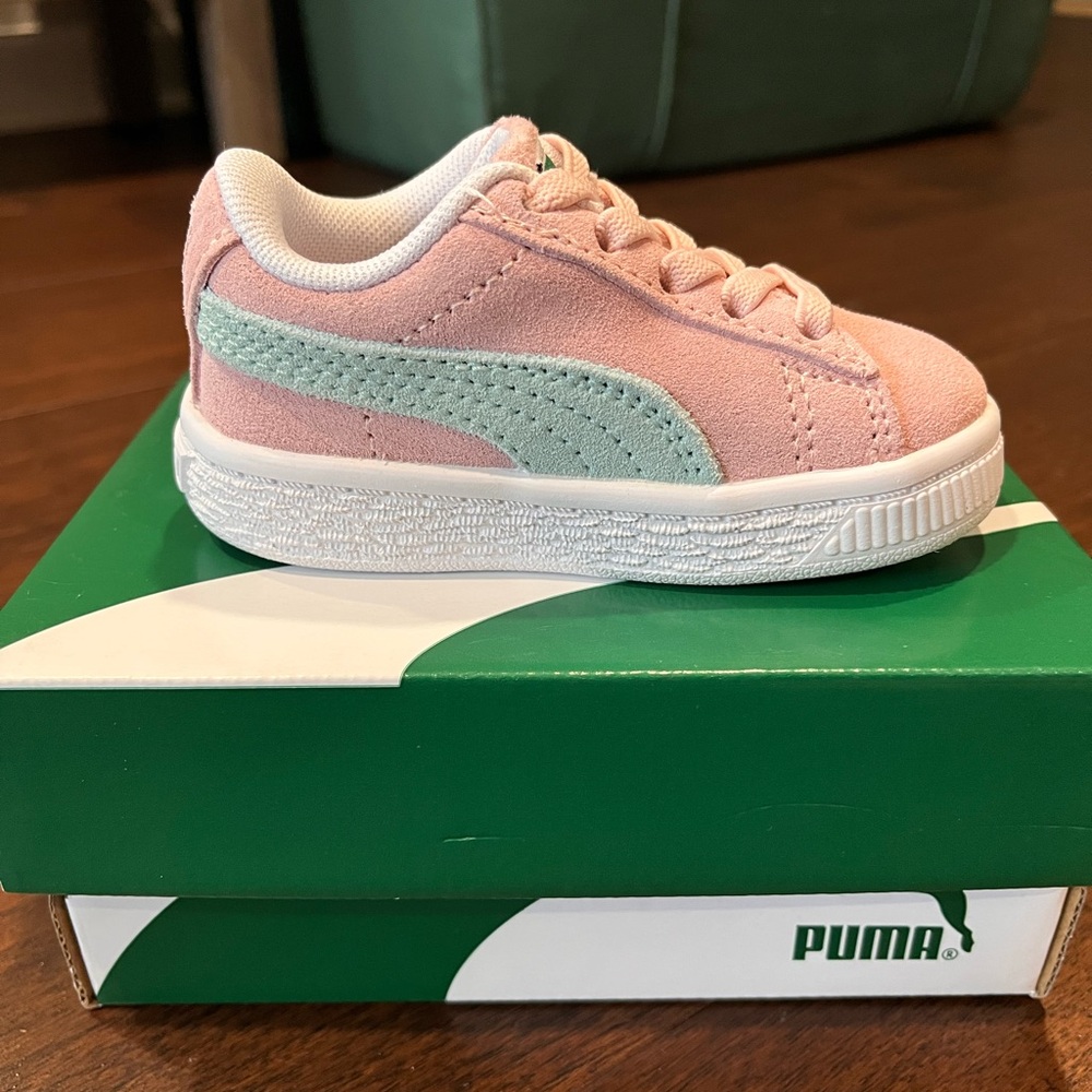 Puma Suede Classic XXI Toddler Shoes - size 4C